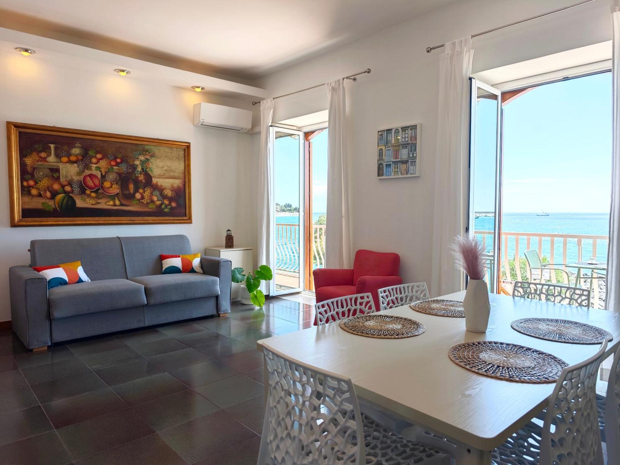 Super Panorama & Astonishing Apartment Seaview Джардіні-Наксос Екстер'єр фото