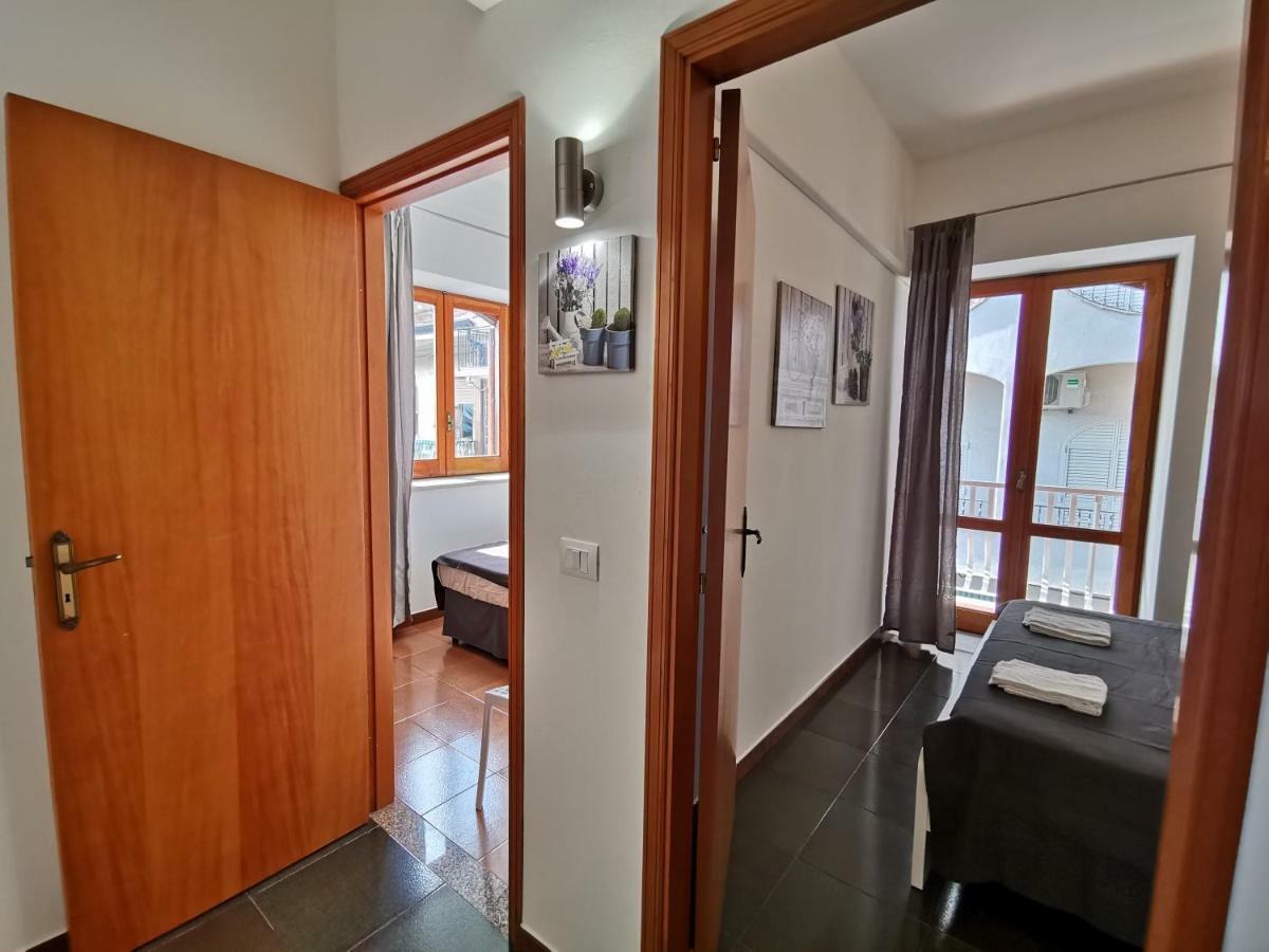 Super Panorama & Astonishing Apartment Seaview Джардіні-Наксос Екстер'єр фото