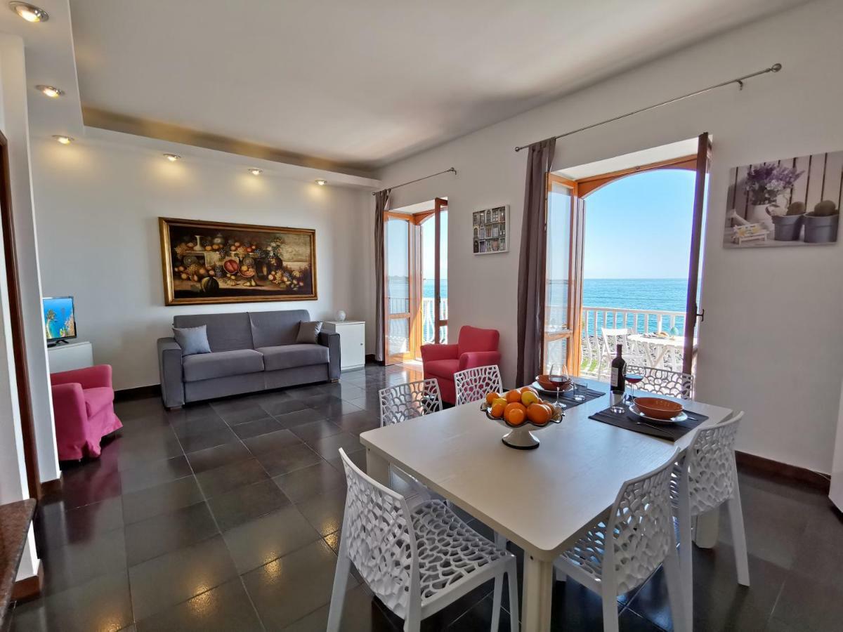 Super Panorama & Astonishing Apartment Seaview Джардіні-Наксос Екстер'єр фото